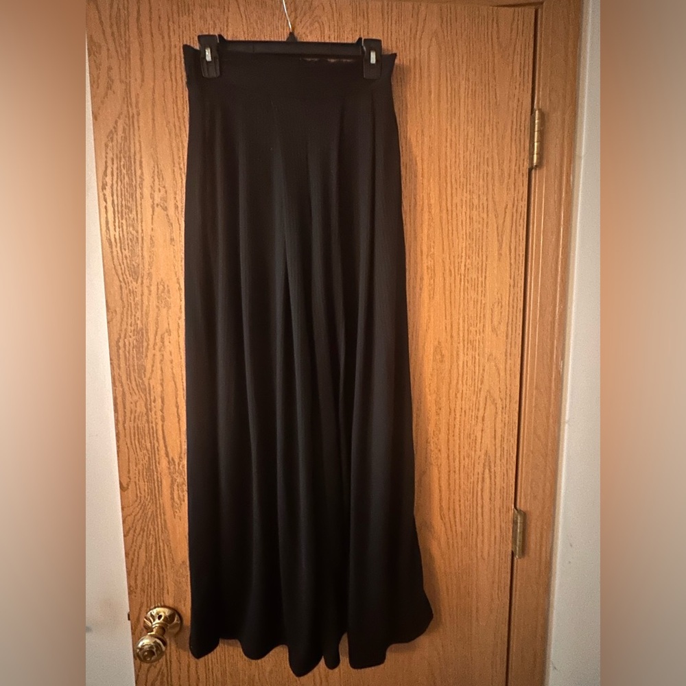 Jade By Jane Elastic Waist Black Rib knit Palazzo pants with pockets- NWT- Small